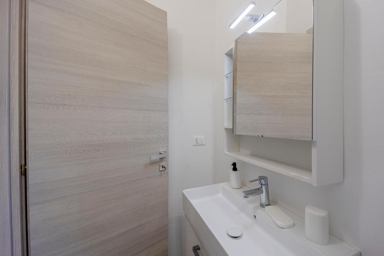 Il Gattino Di Porto - Apt 1 - Monolocale Veranda Piscina Imperia Bagian luar foto